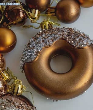 Luxe Kerstballen Set (60 Stuks) met Donut, Gnome & Sneeuwvlok Ornamenten - Goudkleurig