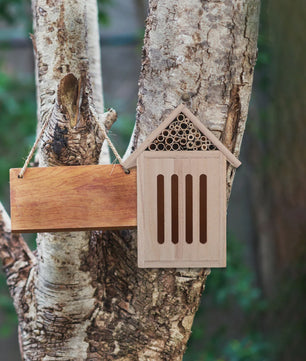 Houten Insectenhotel - Nestkast voor Nuttige Insecten in de Tuin - Eco Vriendelijk