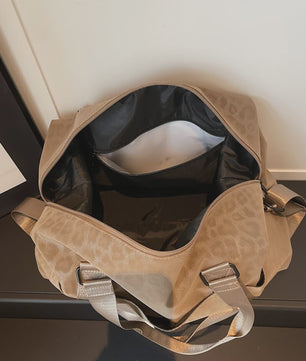 Stijlvolle Leopard Print Duffle Bag: Grote Reistas met Verstelbare Band voor Dames