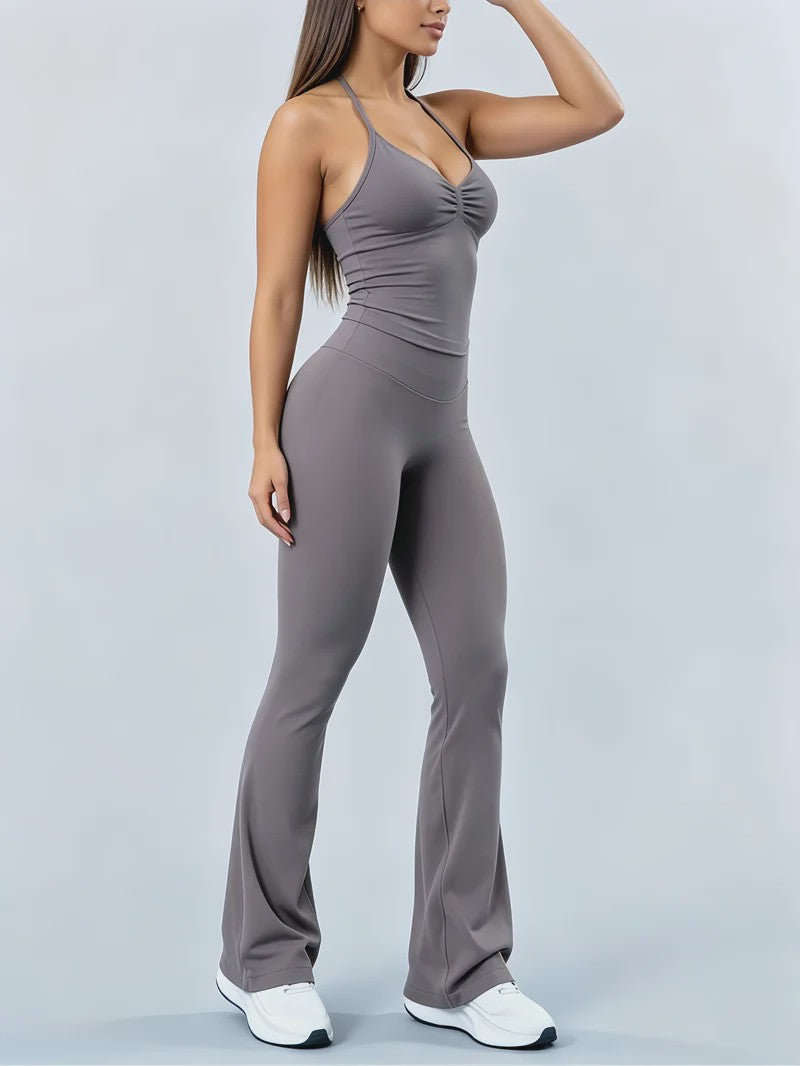 Dames Sportset: Seamless Strappy Top met Ruches & Butt Lifting Flare Leggings