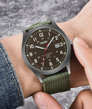 Stijlvol Herenhorloge met Kwarts Uurwerk, Lichtgevende Wijzers en Datum - Militair/Sportief Nylon Band