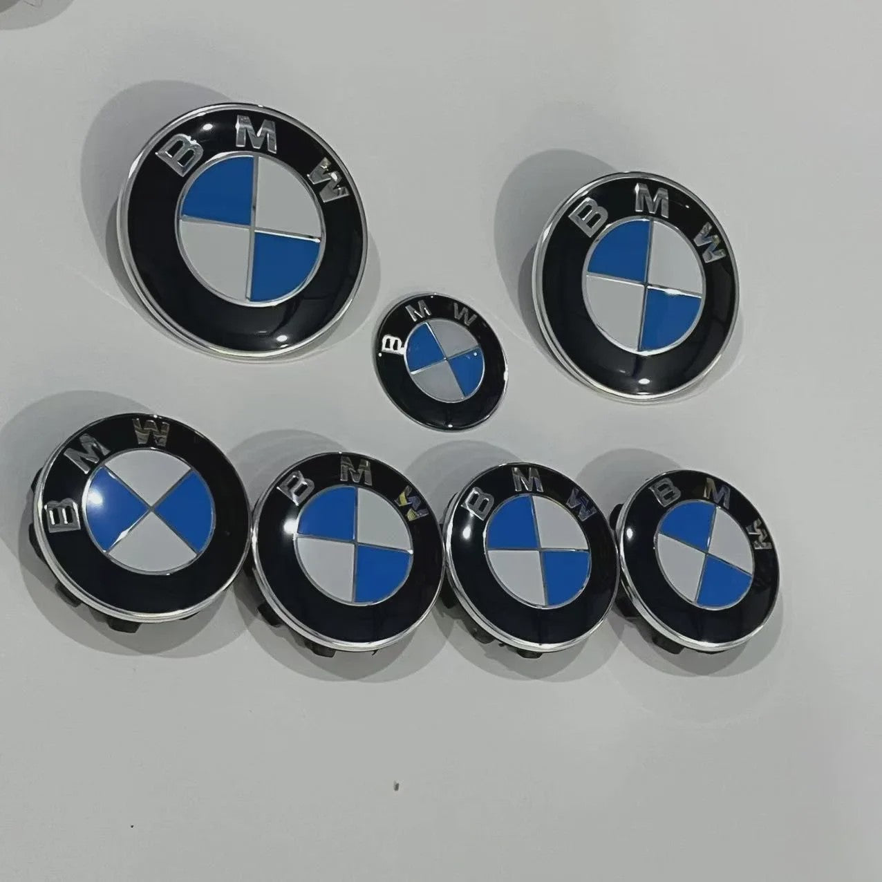 Set van 7 BMW 3D Logo Wielnaafdoppen - Universeel compatibel met diverse BMW modellen