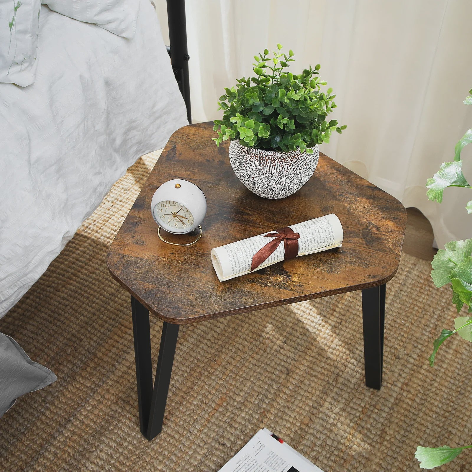 Set van 3 bijzettafels met metalen poten, rustiek design
