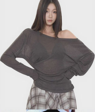 Dames Oversized T-shirt met Lange Mouwen en Off-Shoulder Design - Sexy Bandage Detail