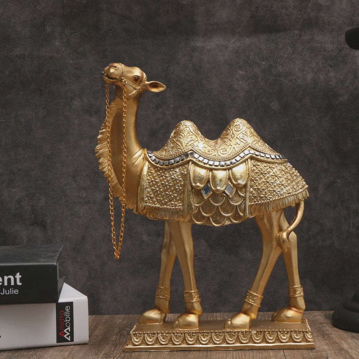 Luxe Gouden Camel Beeld - Decoratief Kunstobject voor Binnen