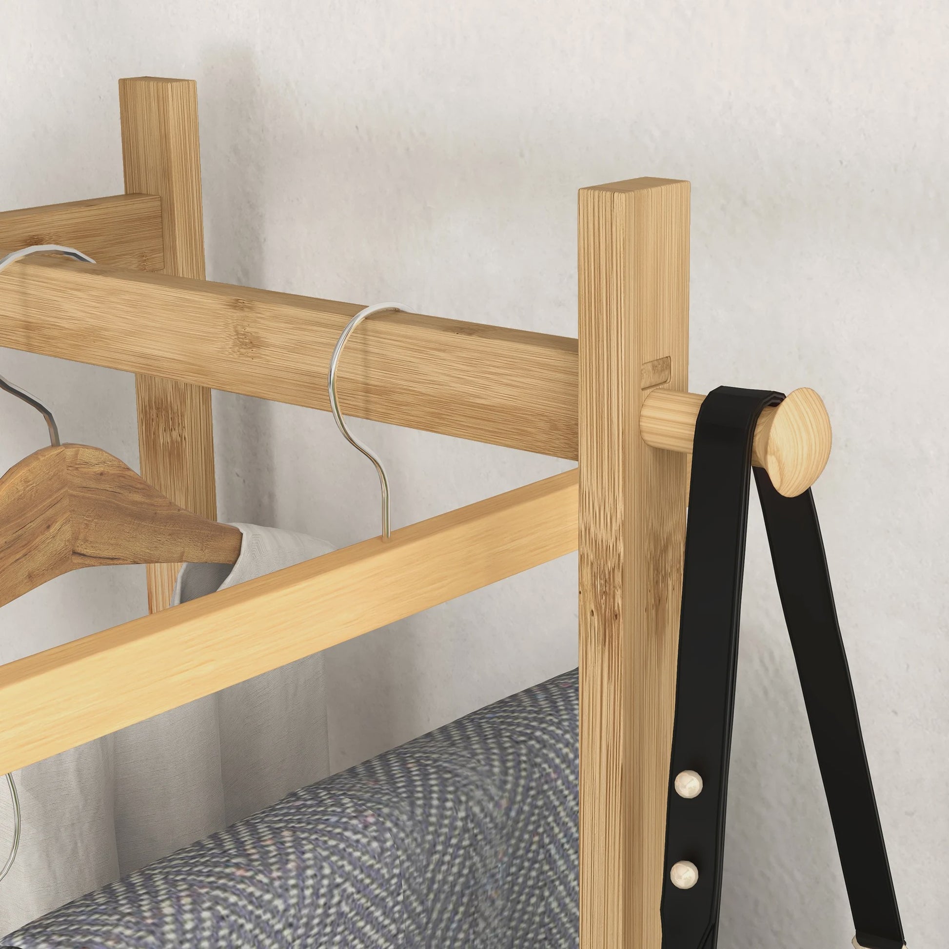 HOMCOM Bamboe Kapstok met Legplanken en Haken - Stijlvol en Functioneel