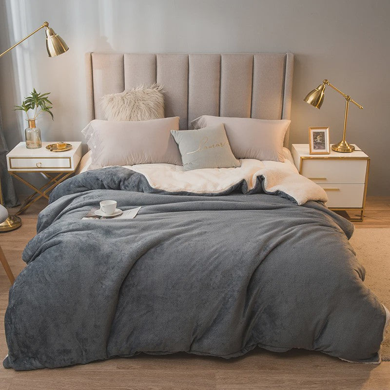 Luxe Dubbelzijdige Wol Pluche Deken - Warm & Comfortabel voor Bed, Bank & Camping
