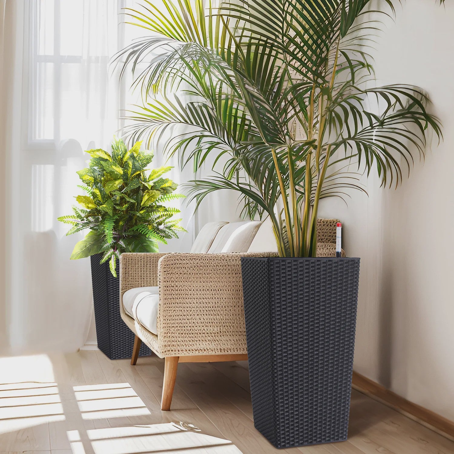 Set van 2 Hoge Rattan Plantenbakken - 16 Inch Moderne Wicker Potten met Drainage & Liner voor Buiten