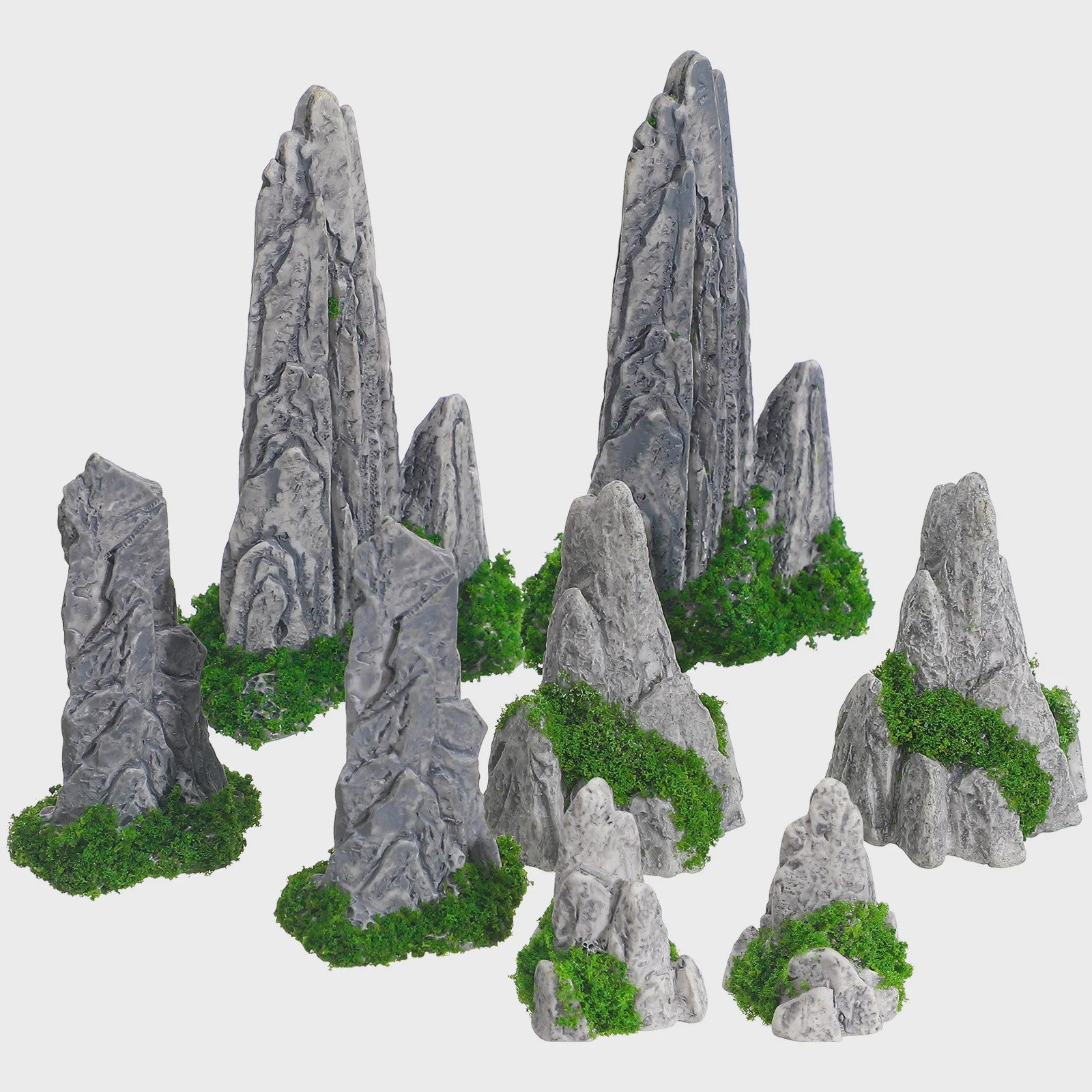 Set van 8 Decoratieve Rotsformaties met Mos voor Miniatuur Landschappen en Diorama's