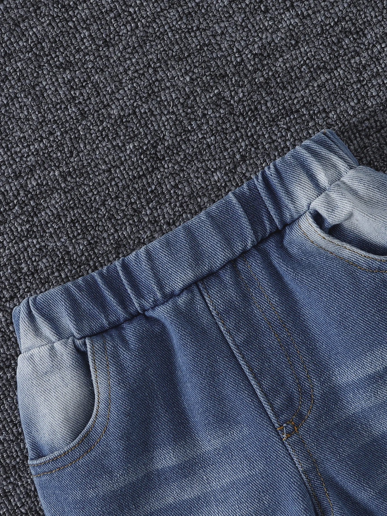 Stoere Denim Set voor Baby Meisjes: Jasje & Jeans met Ripped Look - Lente/Herfst Collectie