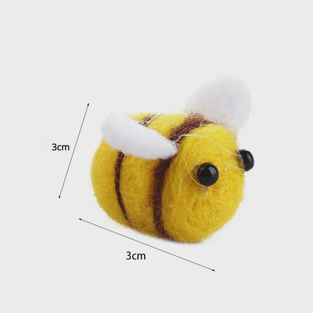 Set van 10 Kawaii Vilten Bijen - Decoratie & DIY Accessoires