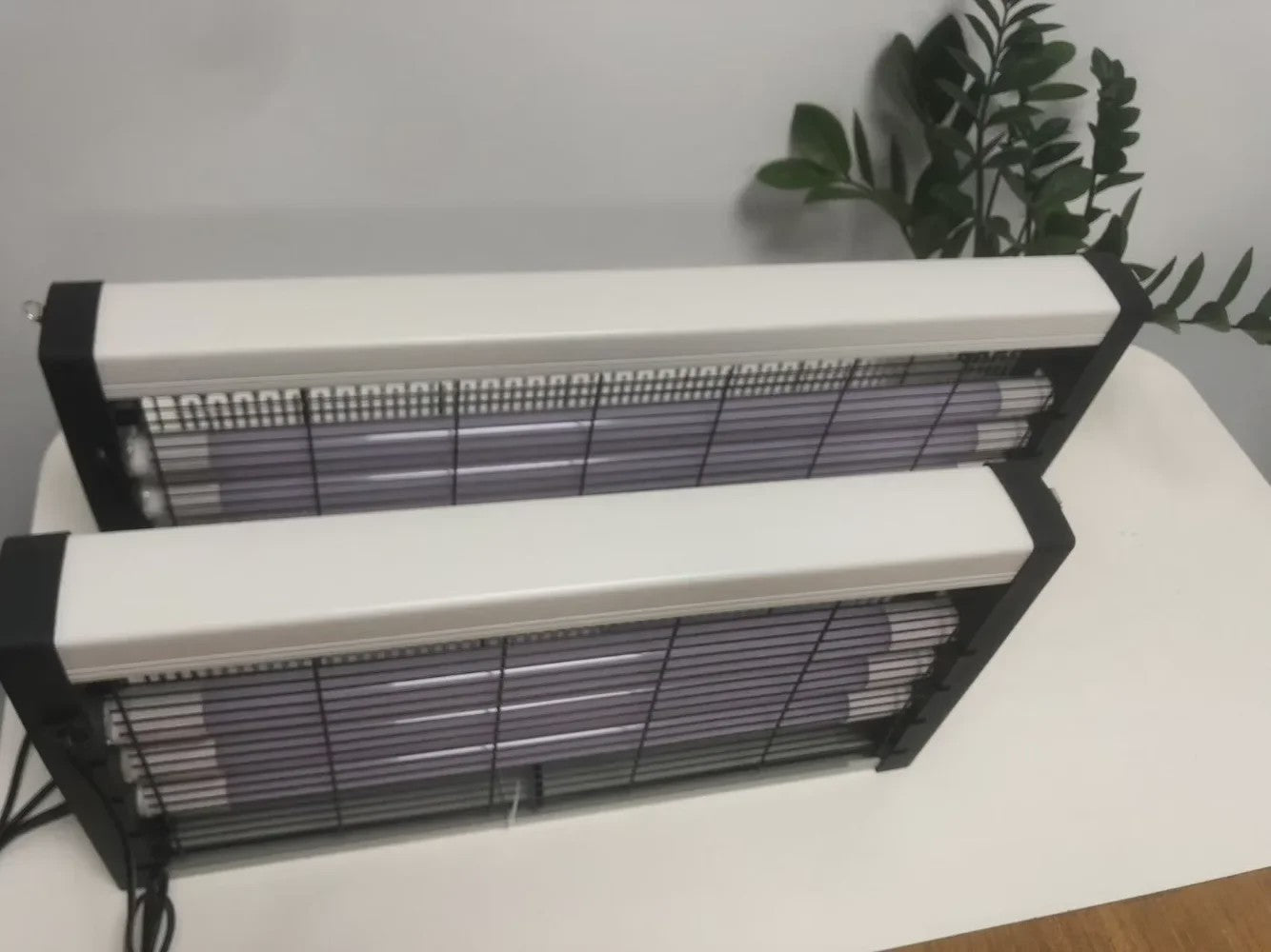 Elektrische LED Muggenlamp - Stille Insectendoder voor Binnen & Buiten met Fotokatalyse