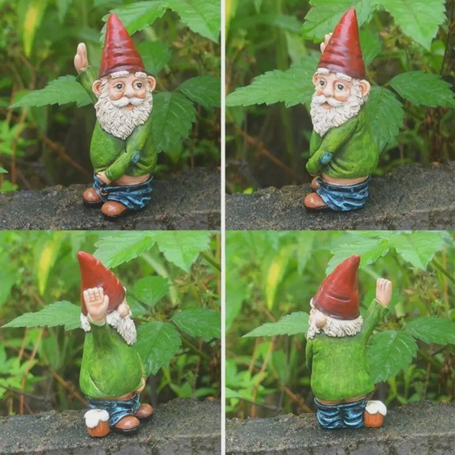 Grappige Plassende Tuinkabouter - Resin Beeldje voor Tuin & Terras