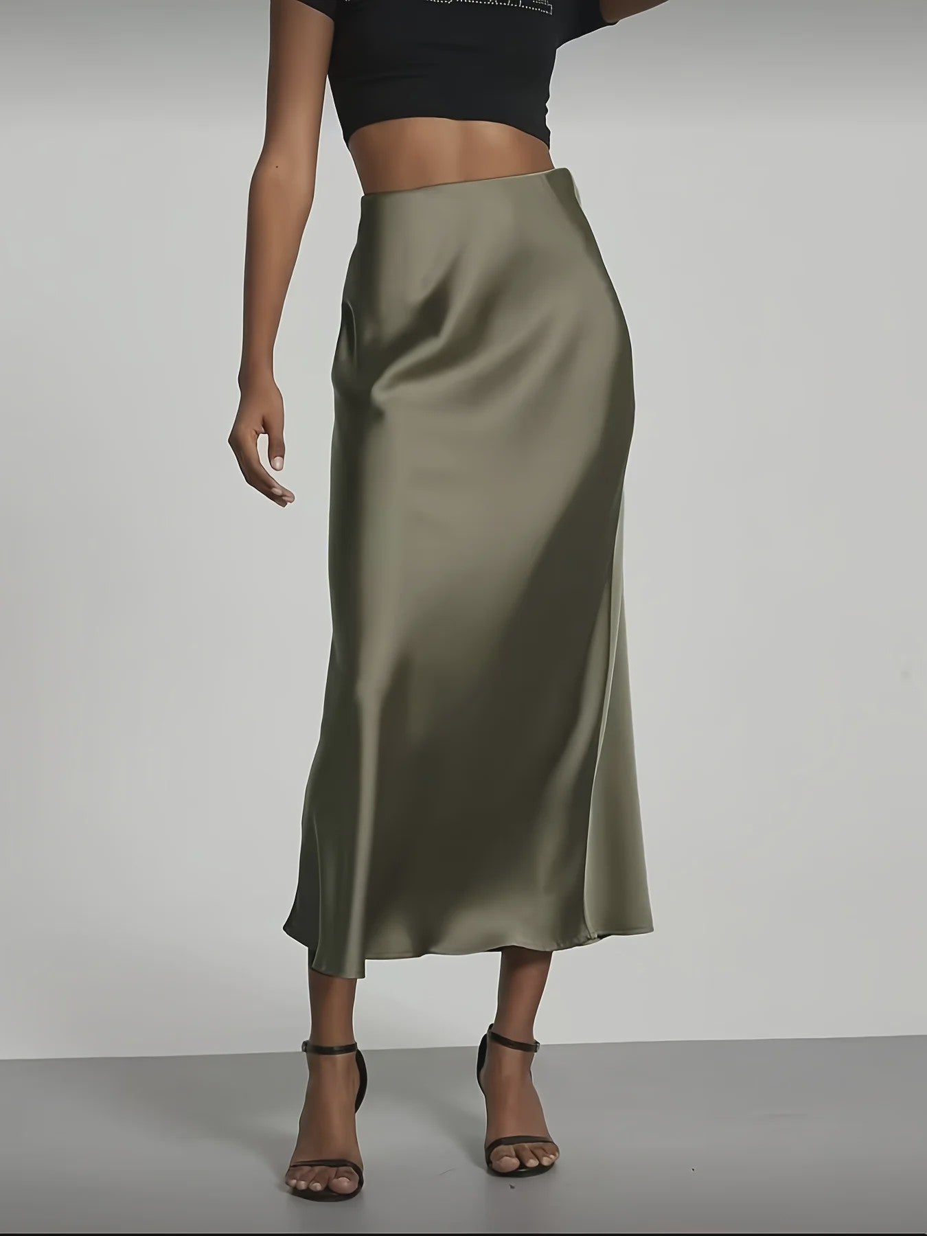 Elegante Satin Midi Rok met Hoge Taille en Draping - Veelzijdig & Chic
