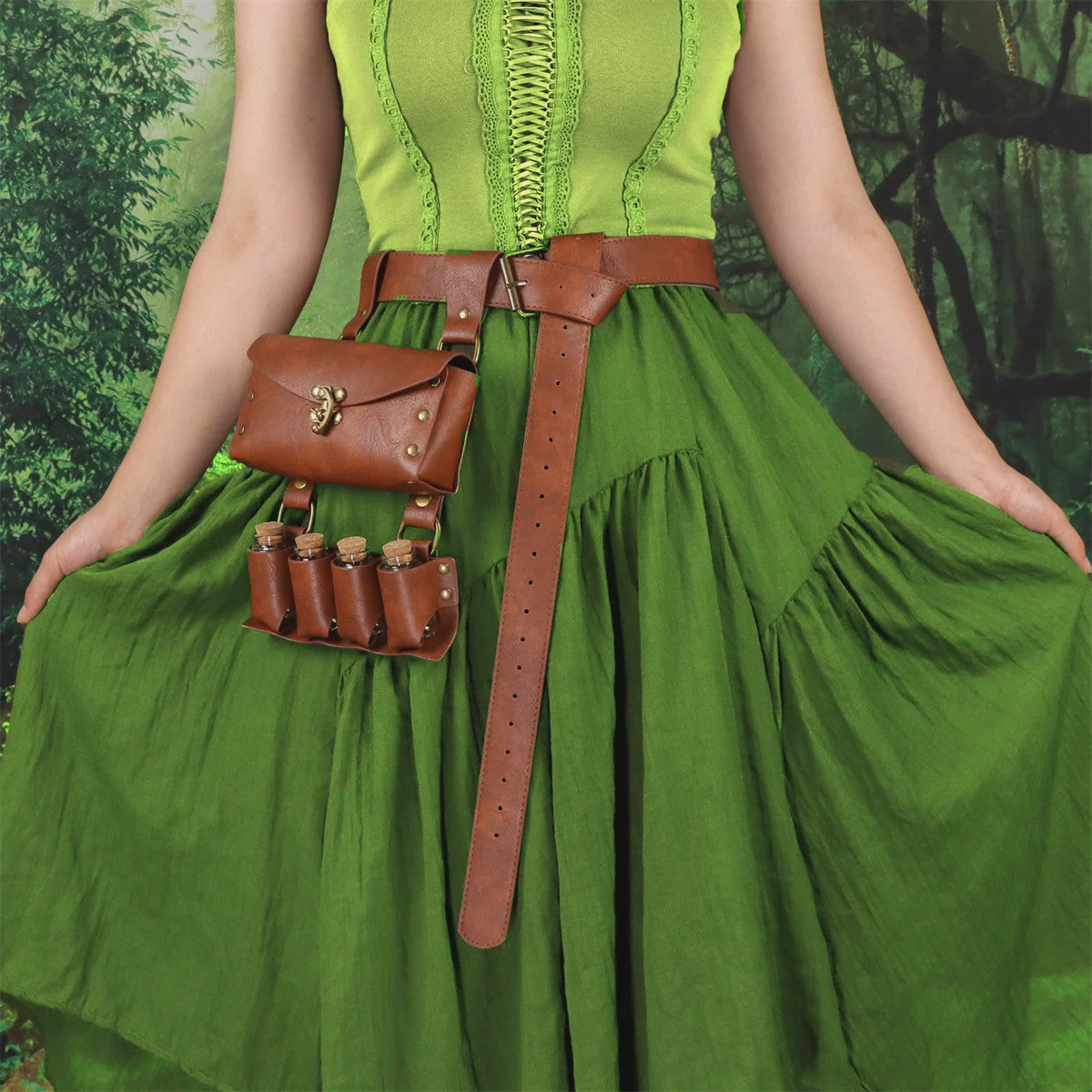 Middeleeuwse Lederen Riem met Flesjeshouder en Portemonnee - Cosplay & LARP Accessoire