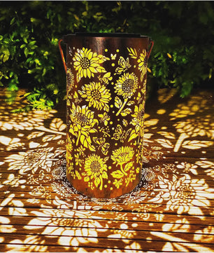 Zonnebloem Lantaarn: Waterdichte Buitenlamp met Licht- en Schaduweffect, Solar Powered voor Tuinpad, Gazon, Patio Decoratie