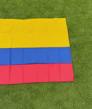 Colombiaanse Vlag 150x90cm - Duurzaam Polyester, Dubbel Gestikt voor Binnen en Buiten