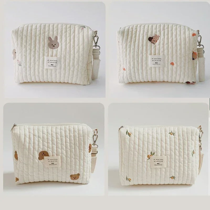 Quilted Luiertas Organizer met Borduring - Baby Verzorgingstas voor Kinderwagen
