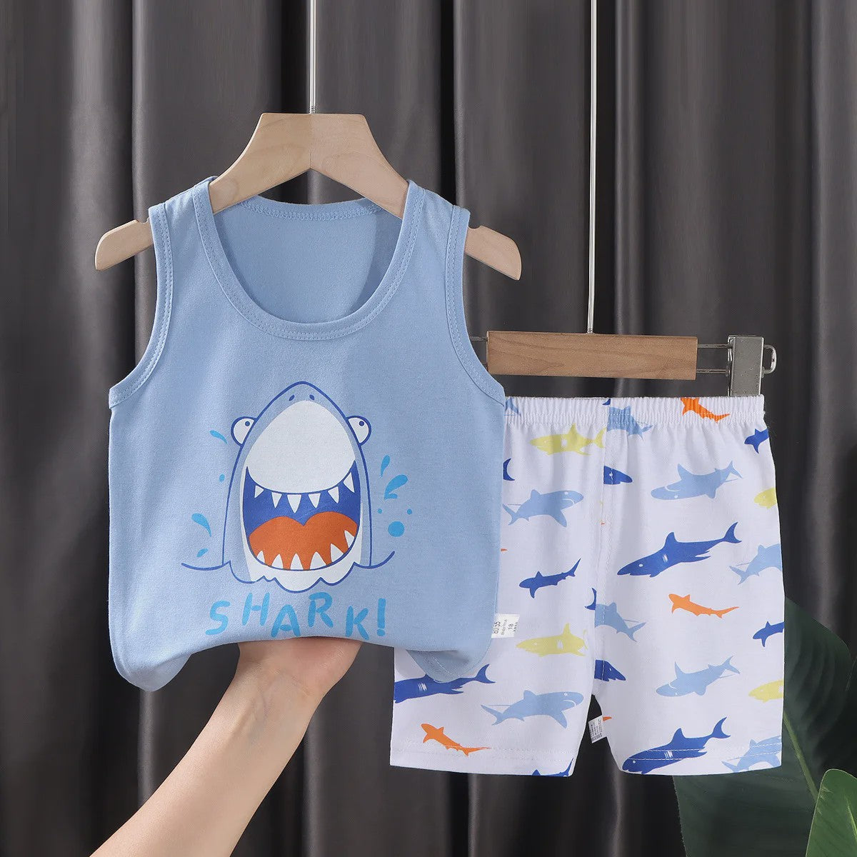 Zomer Set Kinderen: Katoenen Mouwloos Vest & Shorts met Leuke Prints