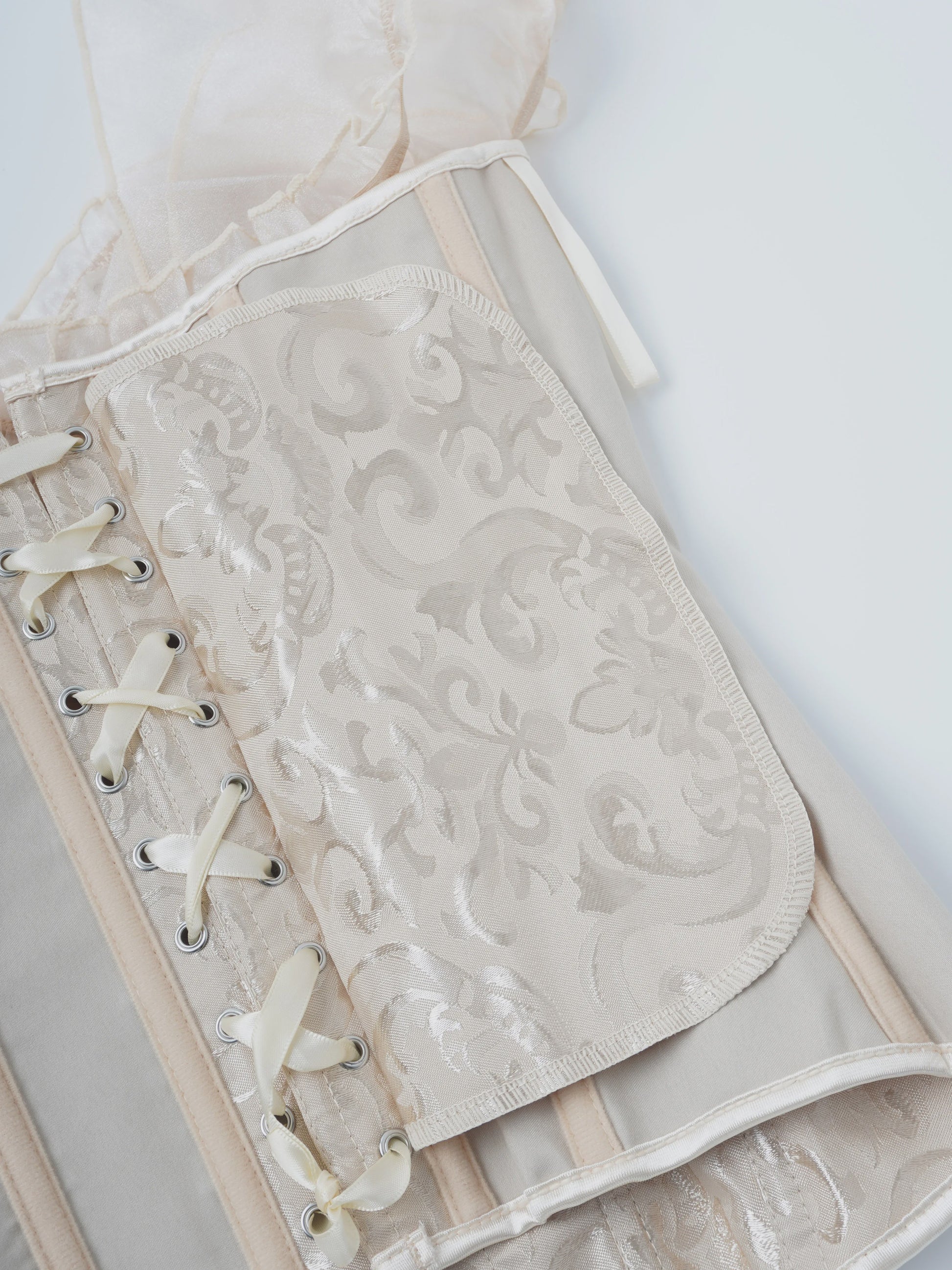 Beige Jacquard Off-Shoulder Corset Top met Ruches en Vetersluiting - Feestelijk & Chic