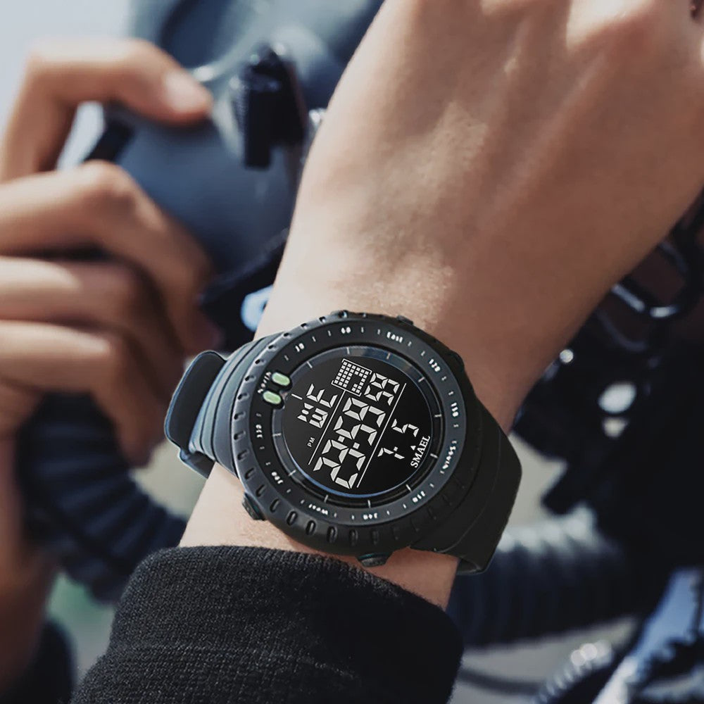 SMAEL Heren Sport Horloge - Waterdicht 50M, Digitaal LED met Alarm & Grote Wijzerplaat
