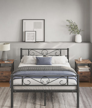 Stijlvol Metalen Bed 140x200 cm - Duurzaam en Elegant Bedframe
