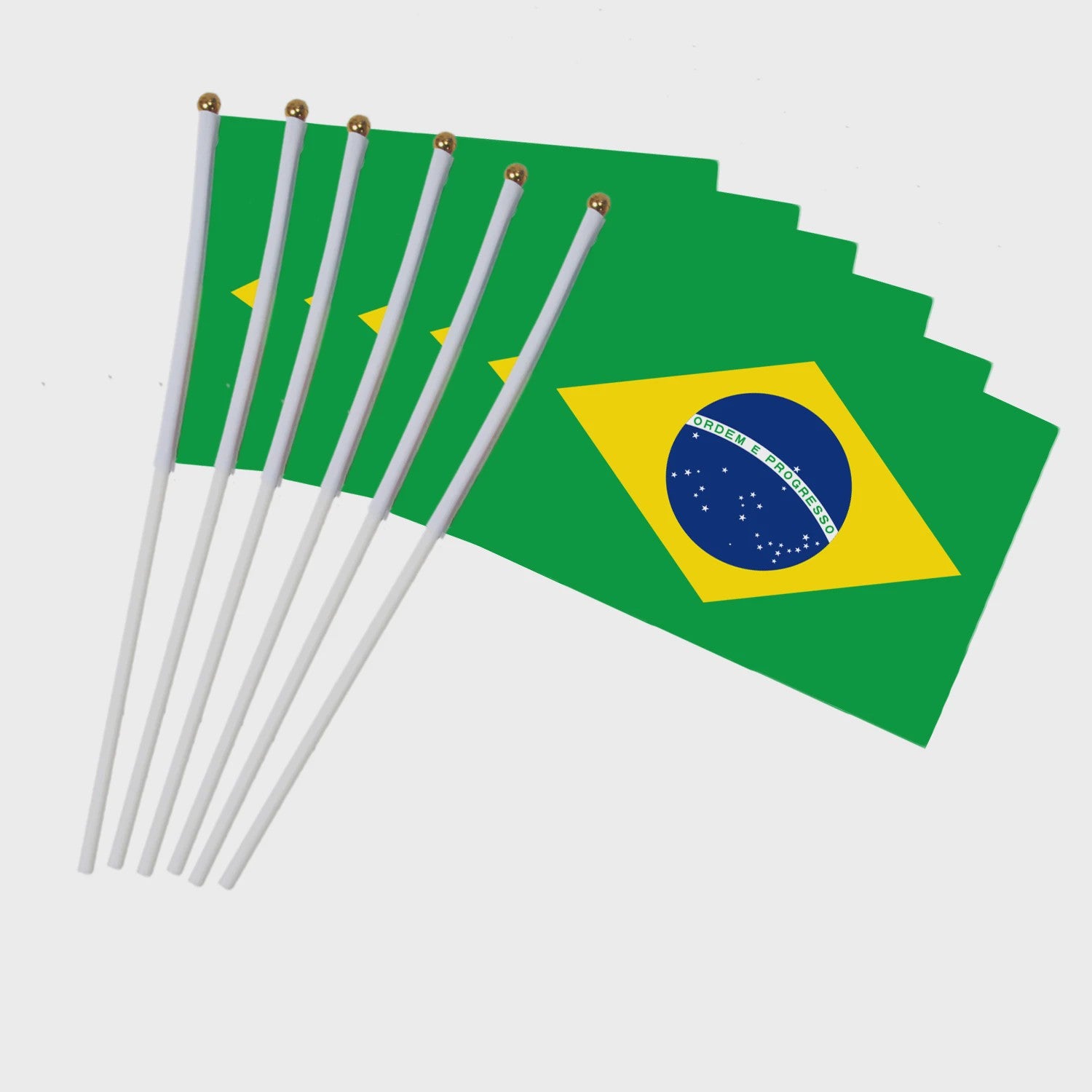 Set van 10 Braziliaanse Wapperende Vlaggetjes 14x21cm met Plastic Stokjes