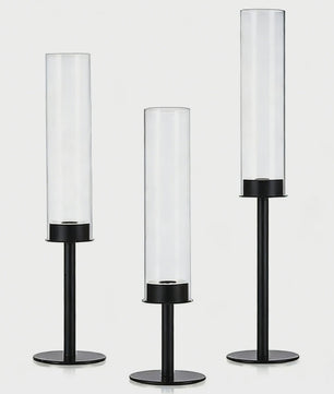 Set van 3 Goudkleurige Kaarsenstandaards met Glazen Kap - Elegant & Stabiel voor Feesten