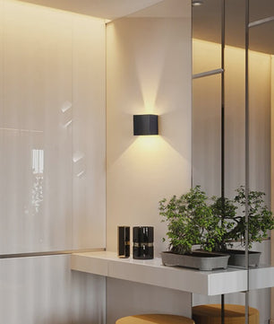 Moderne Vierkante LED Wandlamp - IP65 Waterdicht, Up/Down Verstelbaar Licht voor Buiten & Binnen