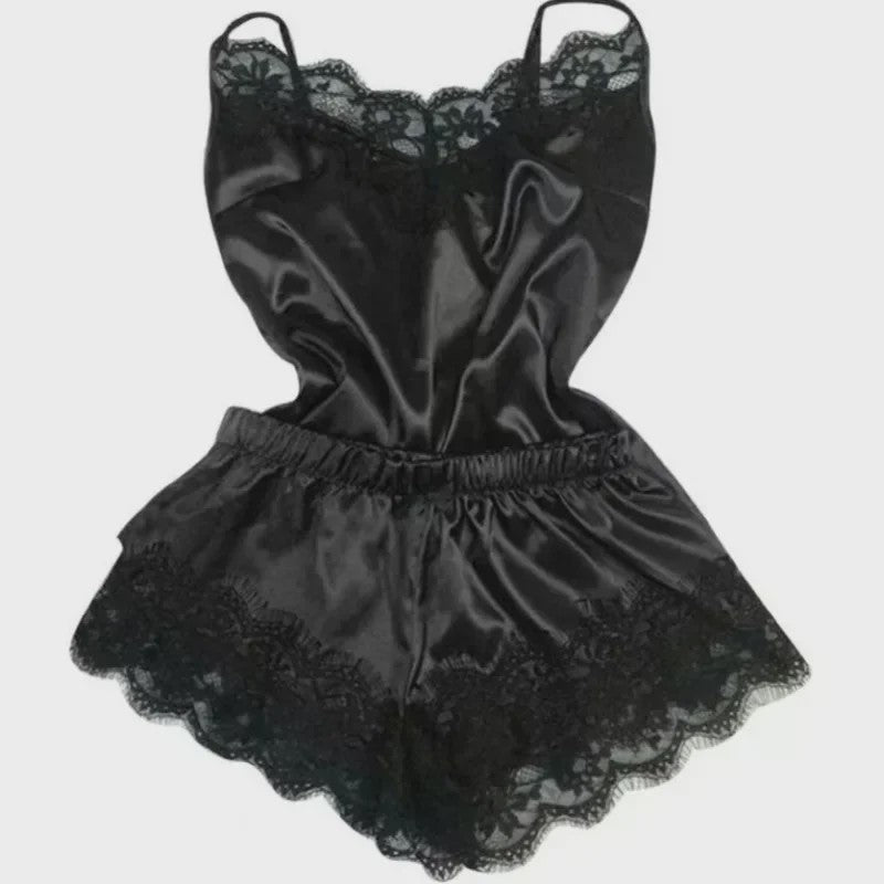 Zomer Nachtmode Set: Zijdezachte Cami Top & Shorts met Kant