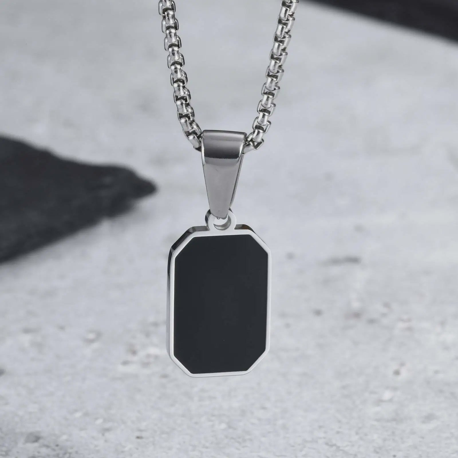 Stijlvolle RVS Hanger met Zwart Emaille - Geometric Dog Tag Ketting voor Mannen