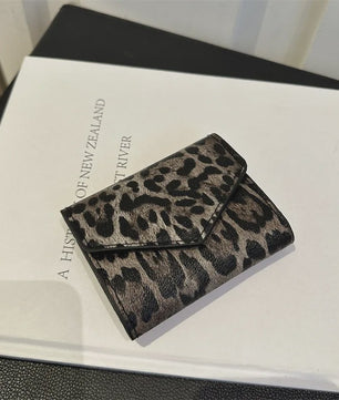 Stijlvolle Leopard Print Clutch Tas met Kaarthouder - Dames Portemonnee met Magneetsluiting