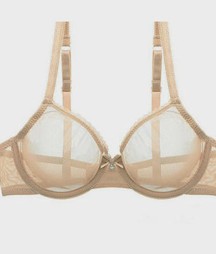 Luxe Kanten Lingerie Set: Transparante BH met Grote Cup en Bijpassende Slip
