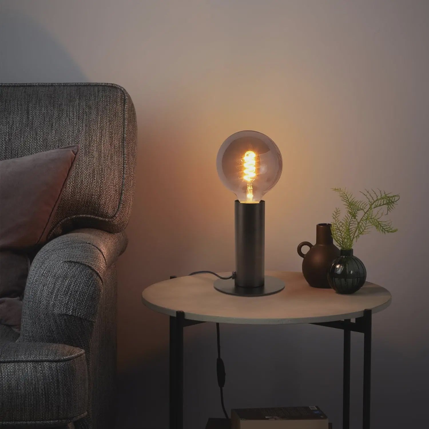 Vintage Zwarte Tafellamp E27 - Retro Sfeerlicht voor Slaapkamer & Woonkamer