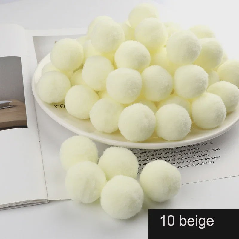 Mix van Zachte Pompoms (8-30mm) voor Knutselen, Decoratie & Speelgoed