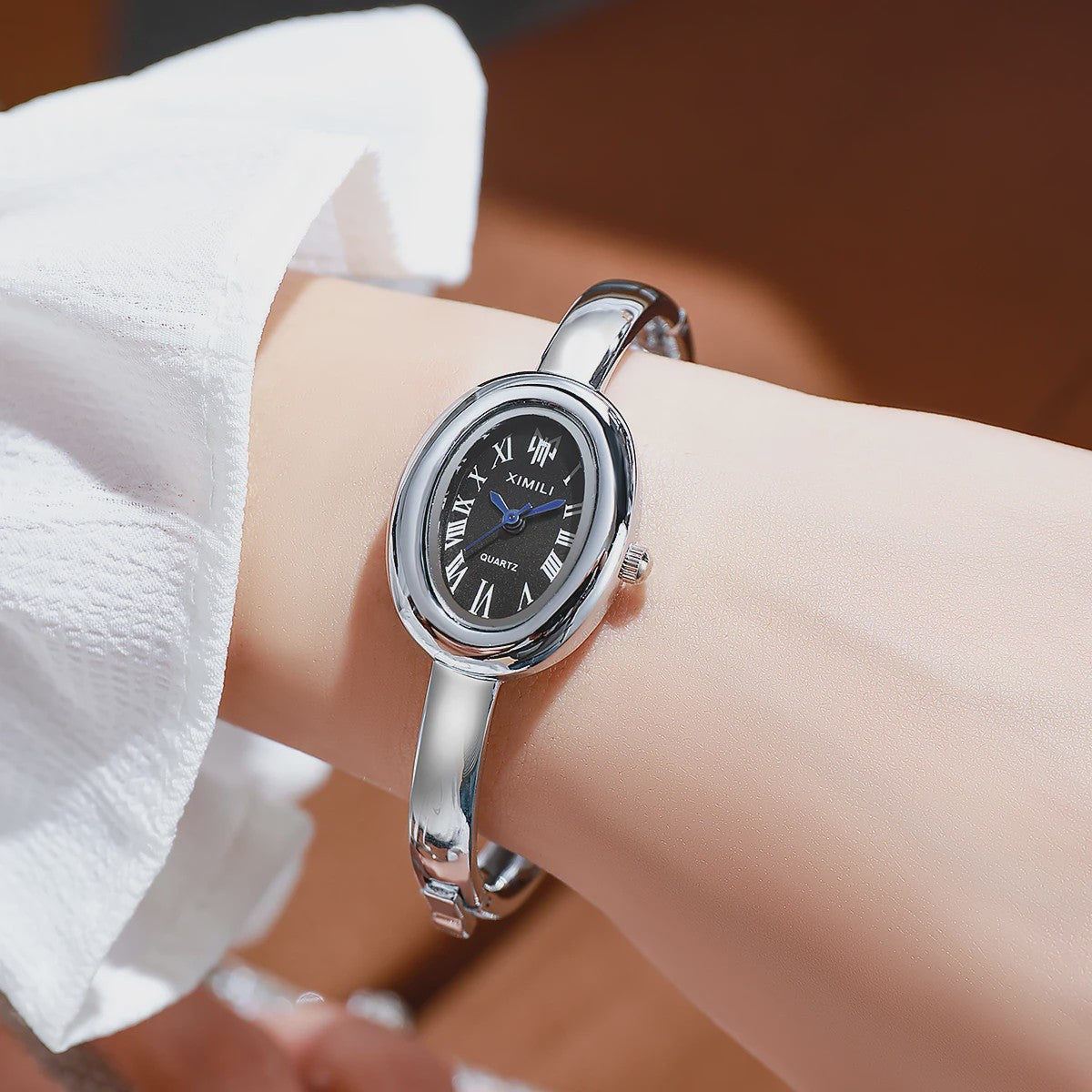 Luxe Dameshorloge met Quartz Uurwerk - Zilverkleurig Staal, Waterdicht