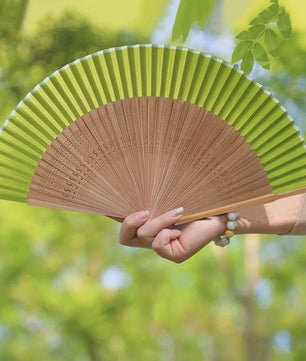 Elegante Chinese Stijl Vouwbare Handwaaier met Kwastje - Perfect voor Dans, Decoratie of Cadeau