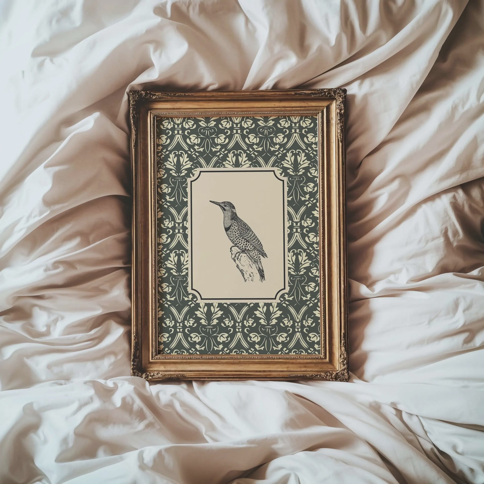 Retro Insect Canvas Print: Libelle, Bij & Kolibrie Poster voor Farmhouse & Moderne Decoratie