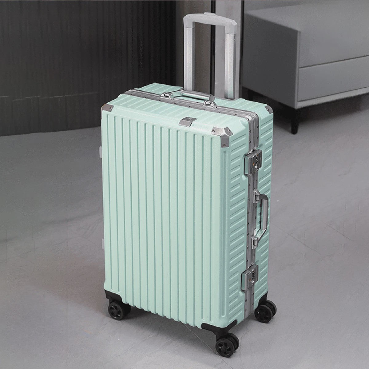 Aluminium Koffer met USB & Combinatieslot - Rolbaar Reiskoffer in Diverse Maten (20-28 inch)