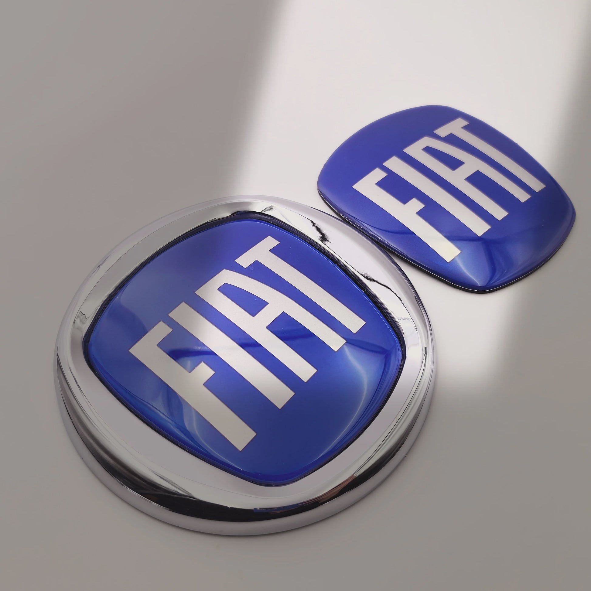 Fiat Embleem / Logo Badge voor Grille, Motorkap, Kofferbak - Diverse Maten