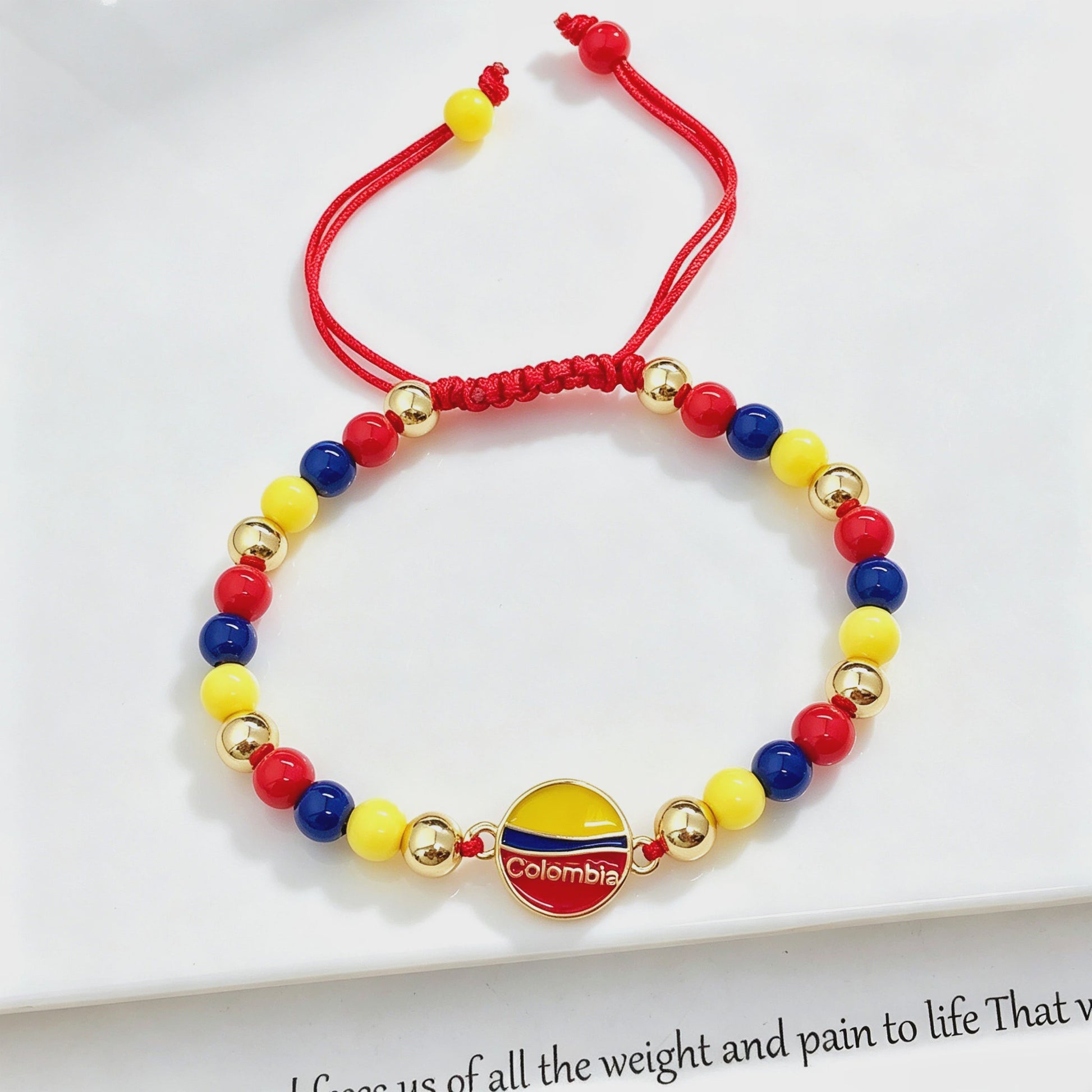 Colombia Vlag Armband - Verstelbaar Patriotisch Sieraden met Rood, Geel en Blauwe Kralen