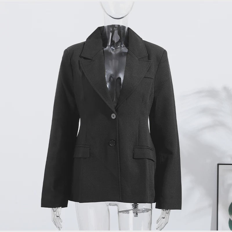 Chique Dames Blazer met Schoudervullingen en Split – Lente 2025 Collectie