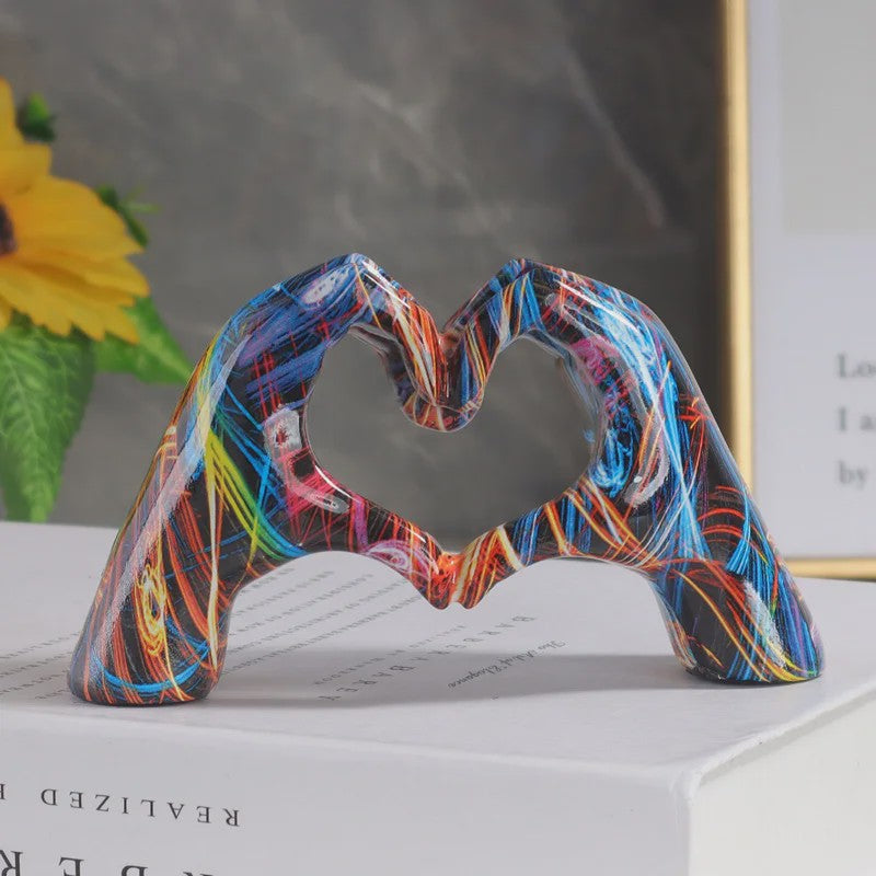 Hart Handen Sculptuur - Unieke Resin Decoratie met Abstracte Print