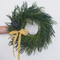 Handgemaakte Kerstkrans met Rode Bessen voor Buiten - Winter Decoratie