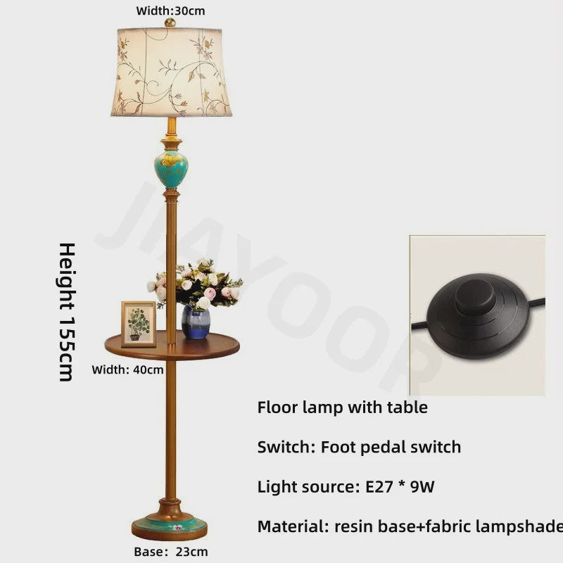 Luxe Retro Vloerlamp met Stoffen Kap en Handig Bijzettafeltje