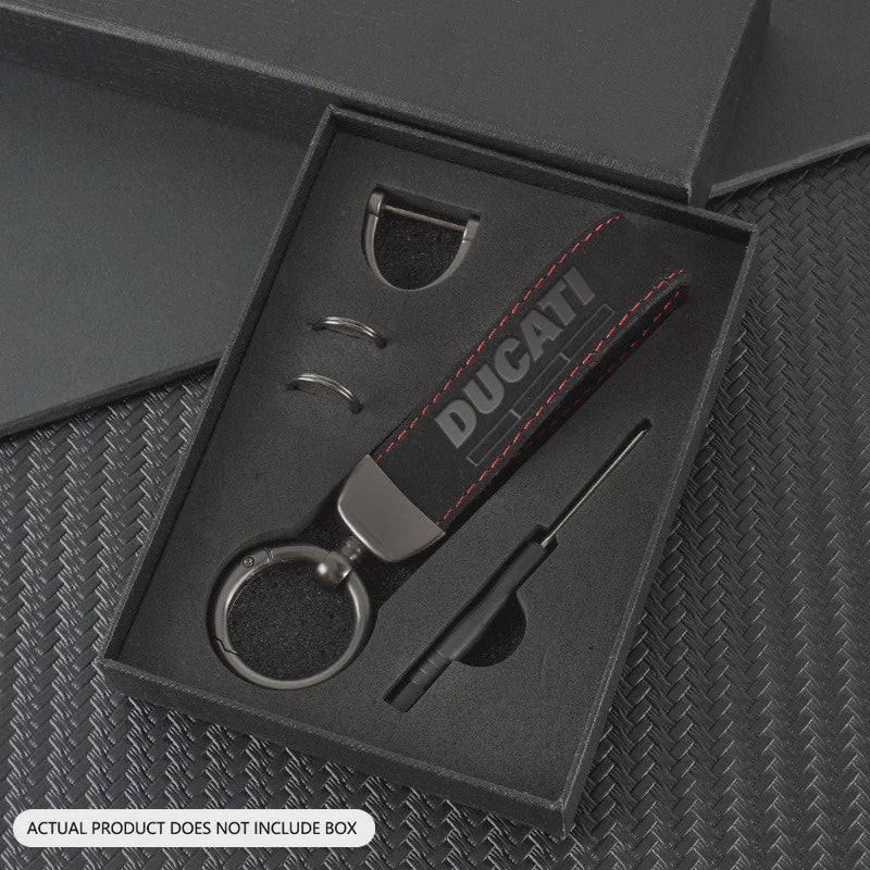 Luxe Suede Sleutelhangerhouder met Ducati Logo - Perfect Cadeau
