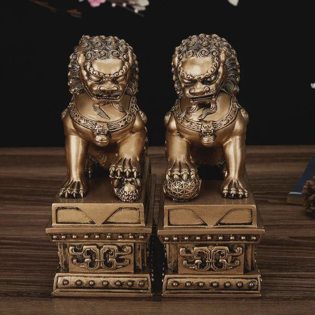 Chinese Geluks Leeuw Standbeeld - Feng Shui Decoratie Beeldje van Resin