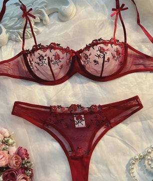 Luxe Lingerieset met Transparante Kant en Bloemenborduursel - Beha en Slip