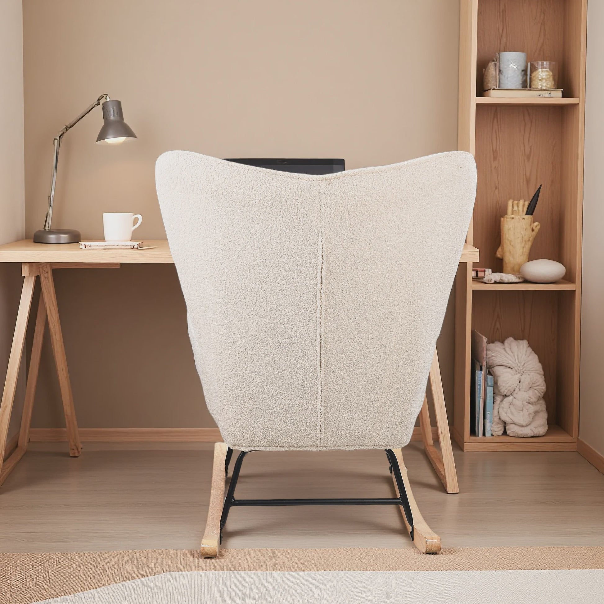 Luxe Teddy Fleece Schommelstoel Beige - Comfortabele Relaxfauteuil met Houten Basis