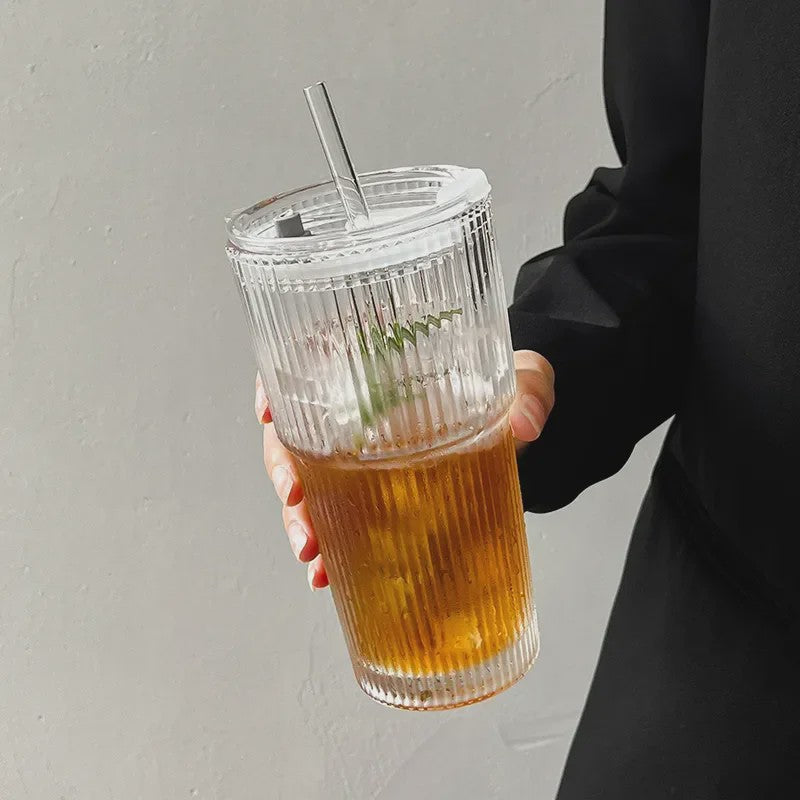 Glazen Koffiebeker met Ribbelpatroon, Deksel & Rietje - 600ML